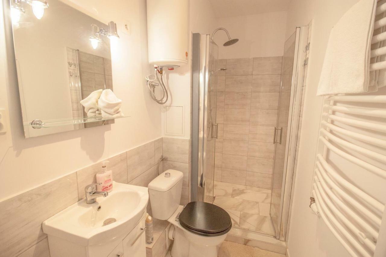 ז'שוב Niebianski Apartament מראה חיצוני תמונה