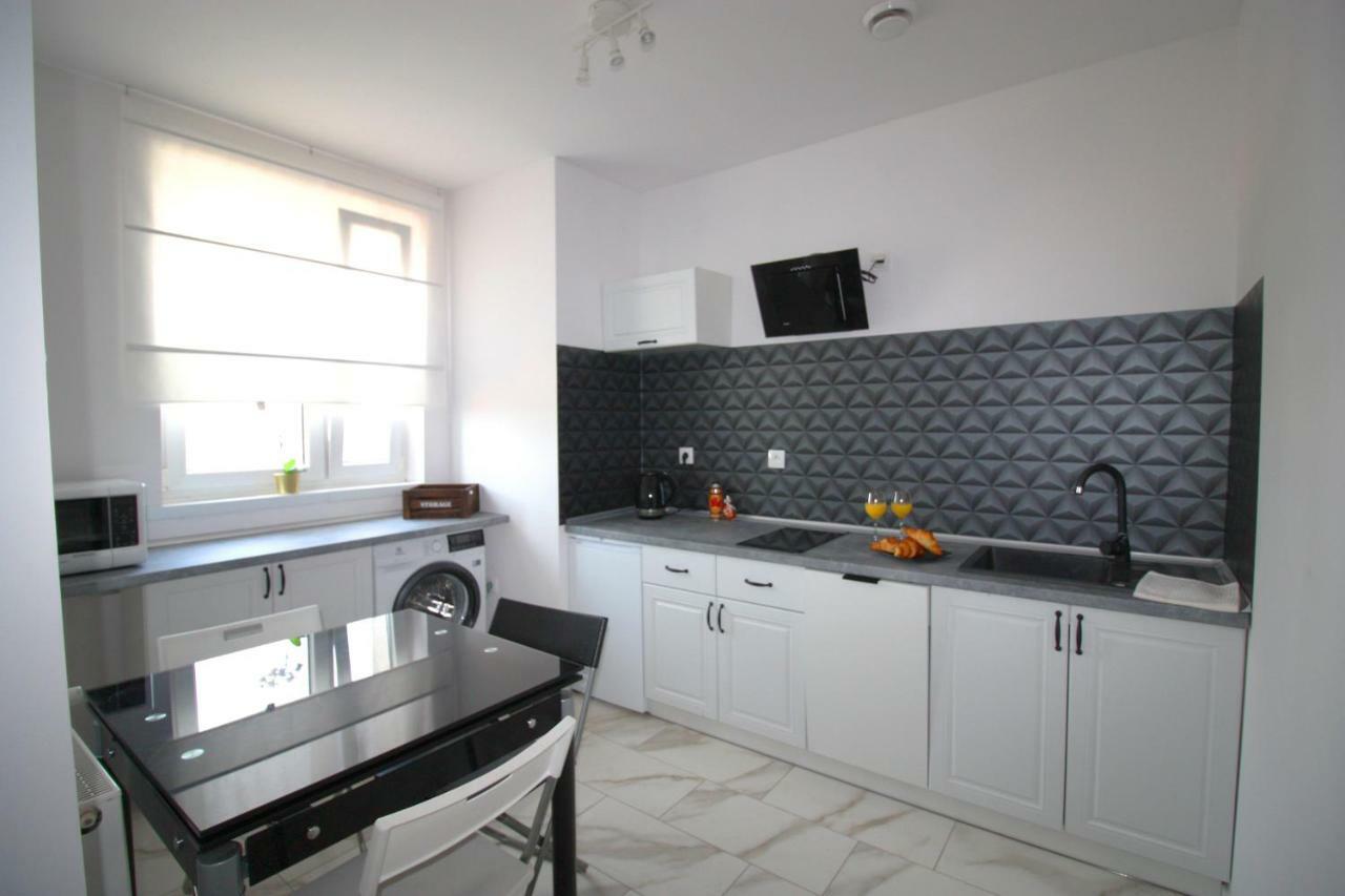 ז'שוב Niebianski Apartament מראה חיצוני תמונה